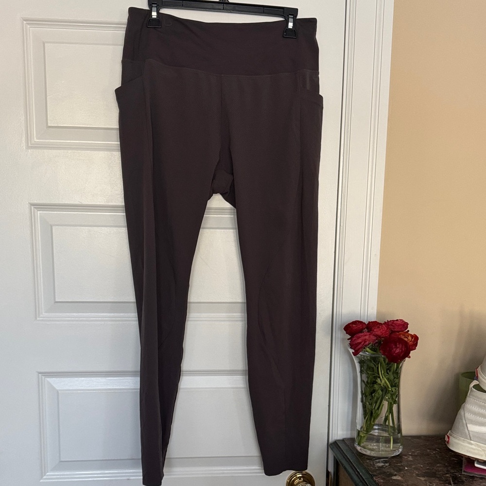 Athlete 14 Women's Purple Pants. Look fantastic!